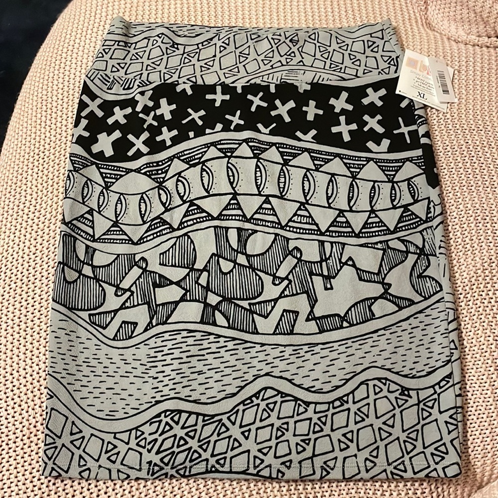 LuLaRoe Cassie